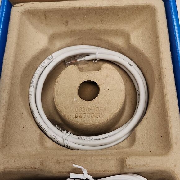 Linksys Wi-Fi Range Extender N300 RE3000W - Picture 3 of 6